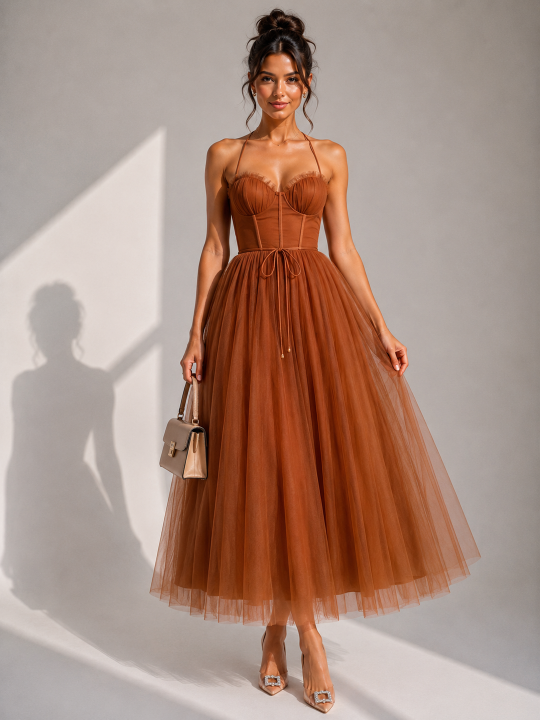Julia™ | Vestido midi de tul elegante con espalda descubierta y detalle de corsé