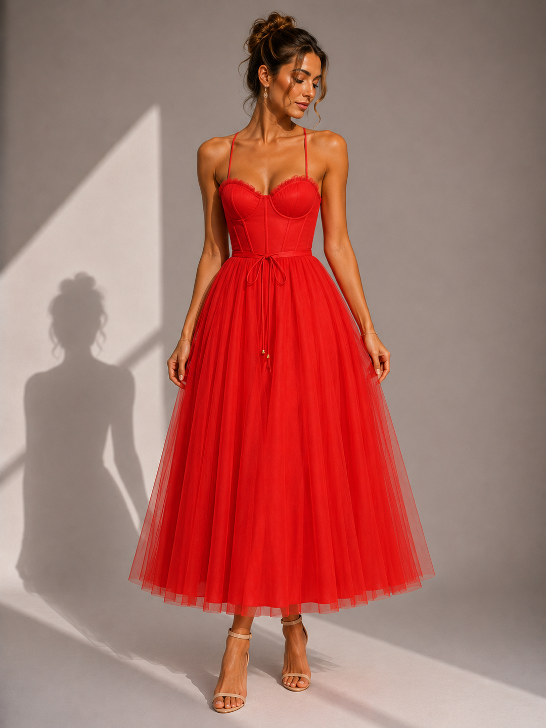 Julia™ | Vestido midi de tul elegante con espalda descubierta y detalle de corsé