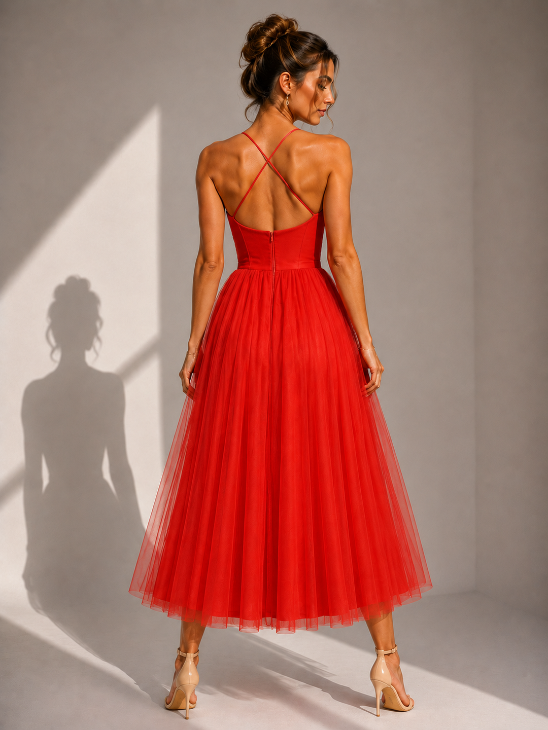 Julia™ | Vestido midi de tul elegante con espalda descubierta y detalle de corsé