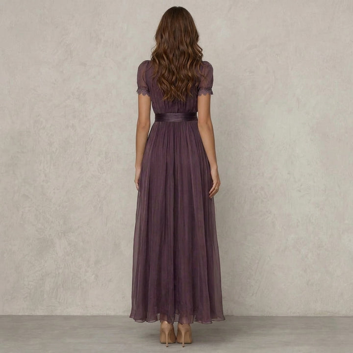 Flavia™ | Vestido largo cuello con encaje